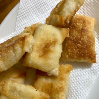 余った餃子の皮でベーコンポテト揚げ